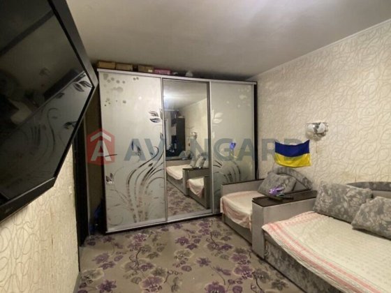 Продам однокімнатну на Бородінському. Запорожье
