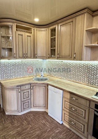 Продам 2к.71м2.пр. Поля. Кирпичный дом. Без комиссии. 58999$ - фото 1