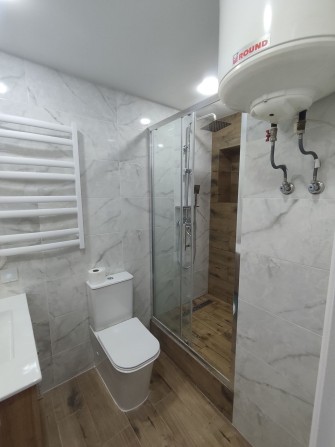 Продам 2х кімнатну квартиру по вулиці Українська - фото 1