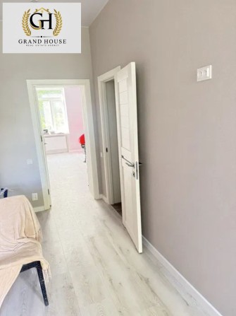 Продам 2 кімнатну квартиру з новим ремонтом р-.н Н. Миколаївка - фото 1