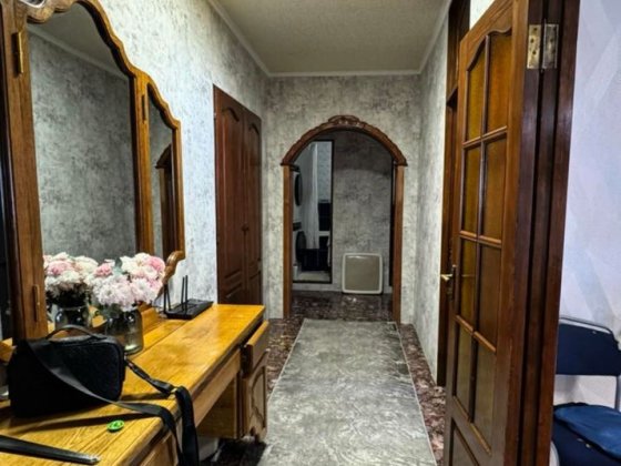 Продаж «ГАРНОЇ» 3-кімнатної квартири  вул. Незалежності (Попова) Кропивницький