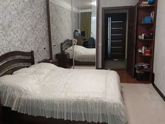 Продам 3 ком.кв Александровский район ул Украинская Запорожье