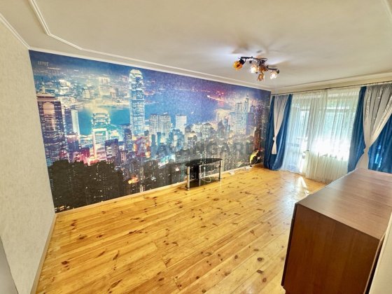 2к.кв.Двухстороняя.Не угловая.ул.Савченко.35000$