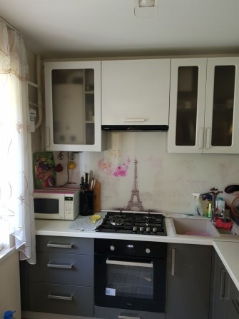 Продам квартиру 3-х комнатную СВОЯ на пр. Б. ХМЕЛЬНИЦКОГО 20а. - фото 1