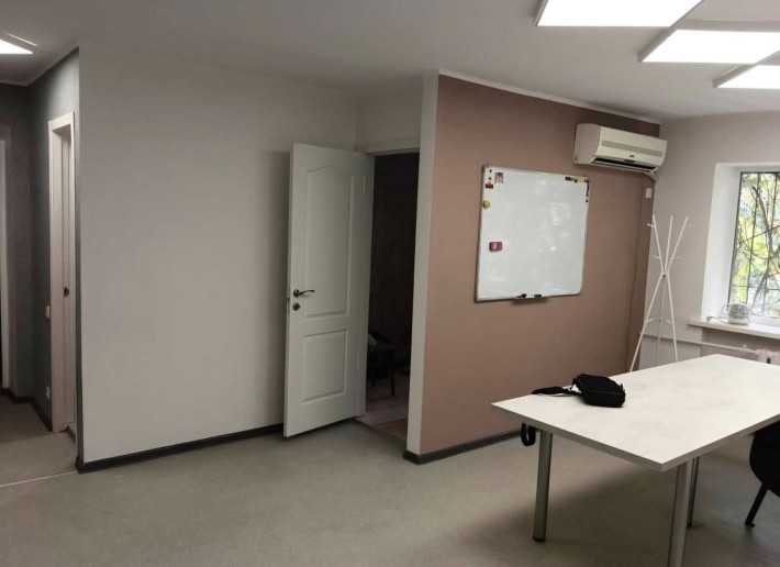 Продается 3 ком квартира по пр. Соборному, Александровский р-н - фото 1