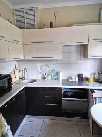 Продаж ПОВНОМЕТРАЖНОЇ 2-х к.кв. пр.Соборний 176 другий поверх. - фото 1