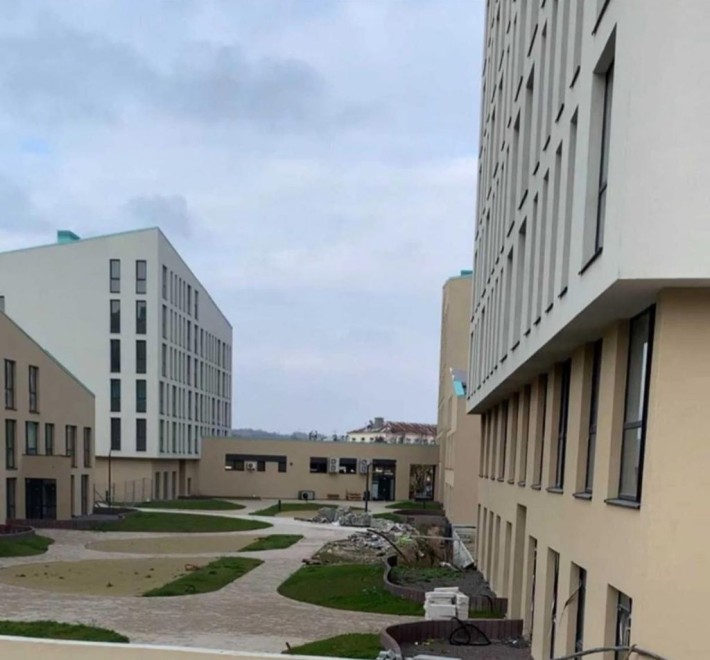 Продаж 1-к, ЖК Брама , Б.Хмельницького , 43/14/29 м2 ,66499$ ТОРГ - фото 1