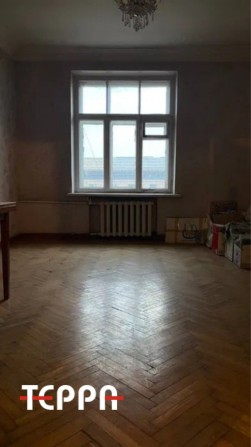 Продаж 4-кімнатної квартири в центрі міста - фото 1