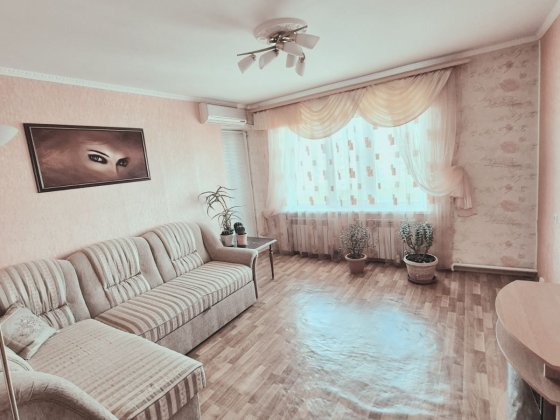 Продам 2-о кімнатну квартиру в комфортному розташуванні міста. Кропивницький