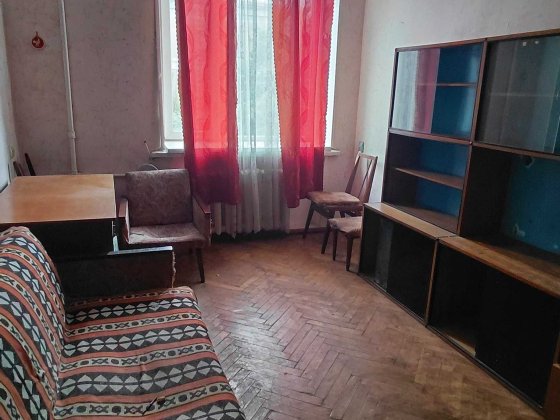 Продаж 3 кімнатної Сталінки ЦЕНТР Кропивницкий