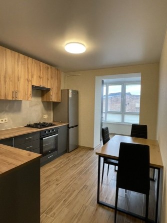 Продаж 1но кімнатної каартири на 2му поверсі в ЖК Домбровський - фото 1