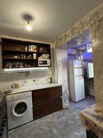 Продам 1к квартиру Титова Янгеля Кирпичный дом - фото 1