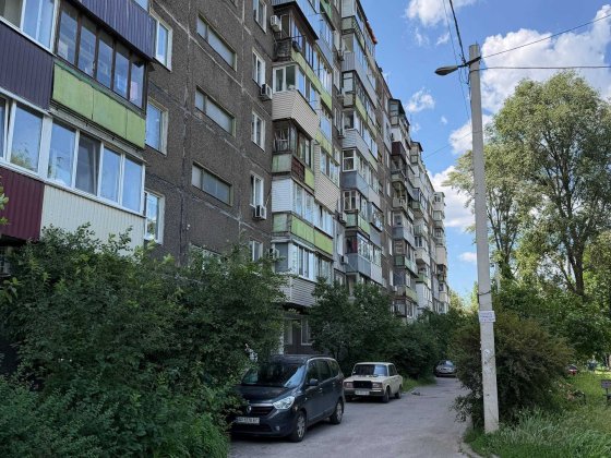 Продаж 3-х кімнатної квартиру жм Сонячний вул. Любарского 84-А