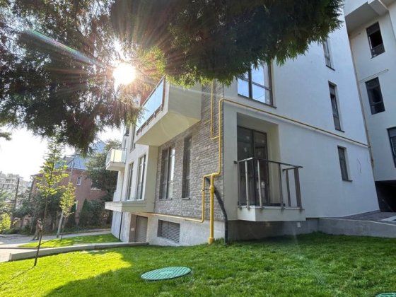 Продаж розкішної квартири вул.Карманського Львів