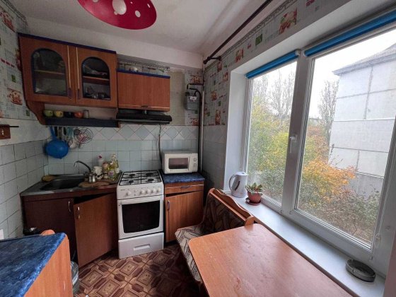 Продам 2х комнатную квартиру район "кинотеатра Космос" Запоріжжя