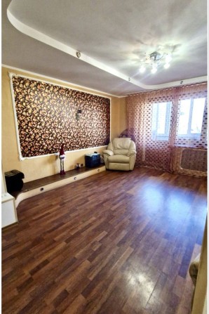 Продаж 3 кімнатноі в районі Соляні + гараж - фото 1