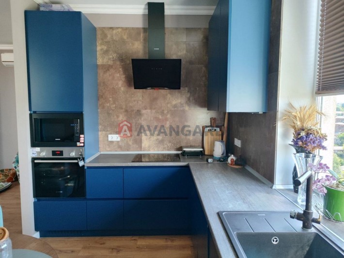 Продам 3-к квартиру Центр Созидатель Исполкомовская - фото 1