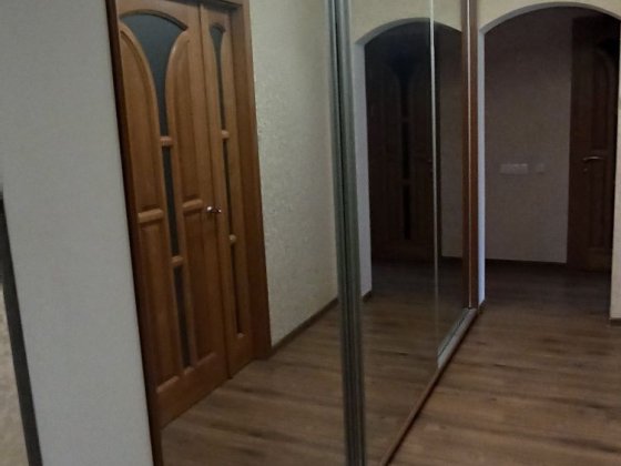 Продам 3-ю квартиру ост. Грязнова Запоріжжя