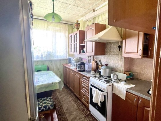 Продаж 2 кімнатноі квартири на площі Перемоги