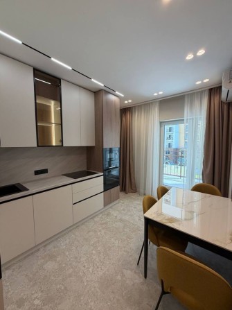 Продам квартиру Краснова Кадор 67 Жемчужина двушка 67 метров - фото 1