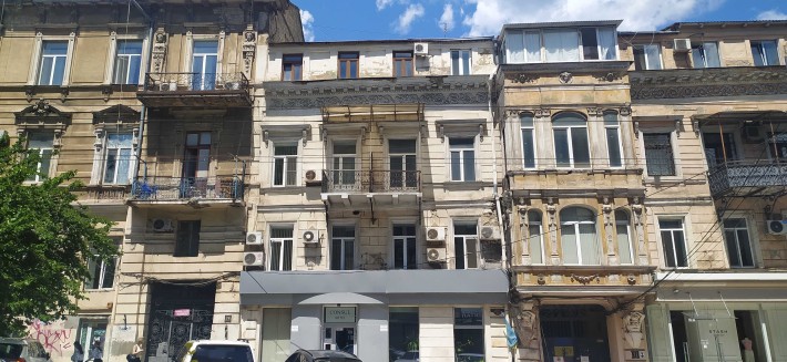 2-комн квартира, 72 кв.м ул. Греческая 22, исторический центр, 4/4 эт - фото 1