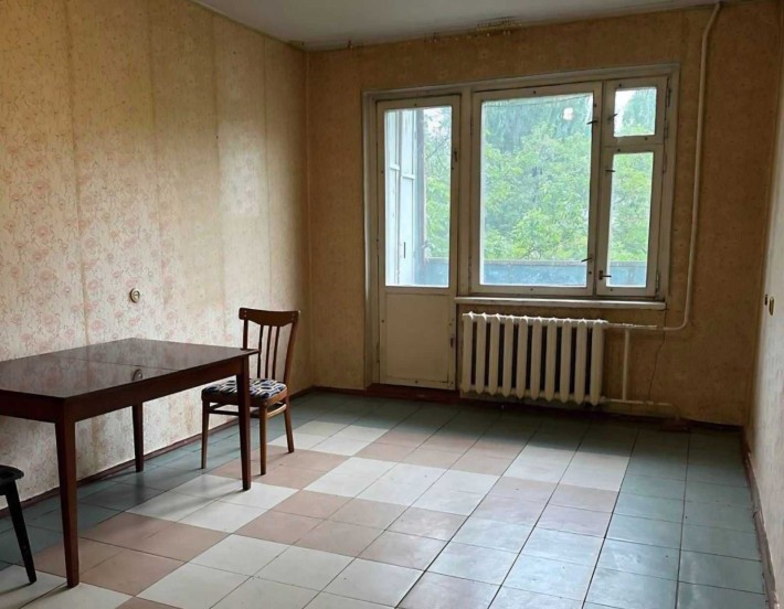 Продам 2-х кімнатну квартиру на Кримському бульварі. - фото 1