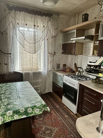 Продам 2-кімнатну квартиру на вул. Театральній (Васляєва). - фото 1