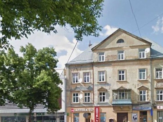 2-х кім квартира в центрі міста біля Оперного з виглядом на сквер Львов