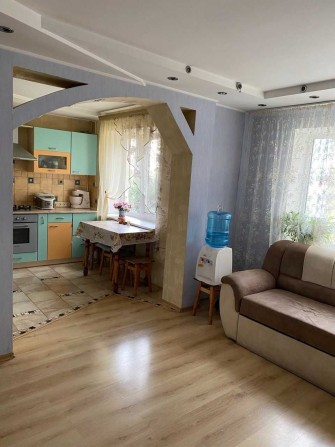 Продам простору 4-кімнатну квартиру на Донецькому шосе, 15 - фото 1