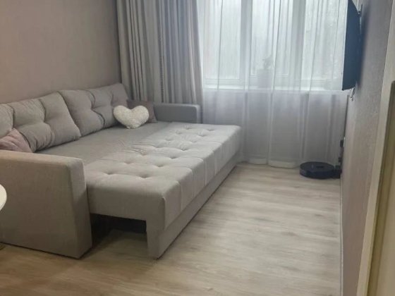 Продам 1-к квартиру пр. Богдана Хмельницкого