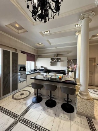 Продам 4-комнатную квартиру 136 м² в ЖК Зоряний (Дафи, Подстанция) - фото 1