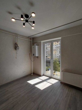 Продам 1-комн.квартиру с ремонтом. ЖК Виа Рома - фото 1