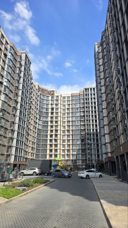 ЖК "Прохоровский квартал"/Сданныйдом  Продам 3-х комнатную квартиру 99 кв.м.  Двухсторонняя   7 этаж - фото 1