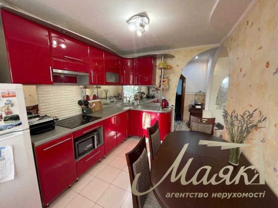 Продаж 4кмн Великий Луг Запорожье