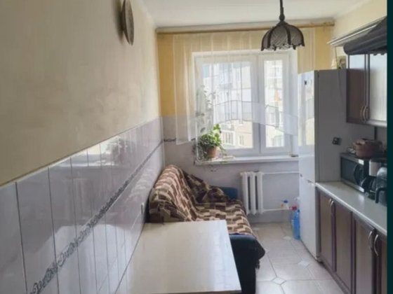 Продаж 3кім. кв-ри вул.Чукаріна, Ремонт 93000дол. США Торг Львів