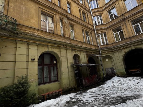 ПРОДАЖ 3-кімнатної квартири в центрі м.Львова вул.Менцинського Львів