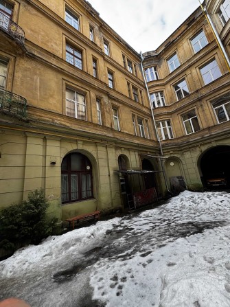 ПРОДАЖ 3-кімнатної квартири в центрі м.Львова вул.Менцинського - фото 1