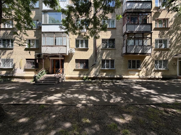 Продаю 2кк ул Героев Спасателей (Лягина) Под коммерцию - фото 1