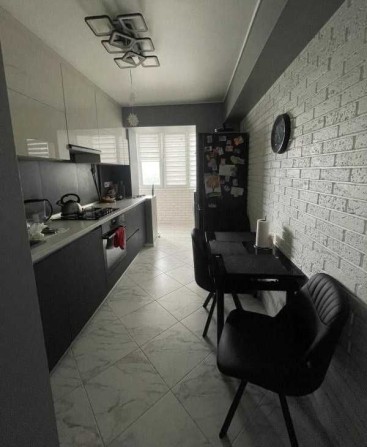 Продаж 2к квартири | Площа Толбухіна | Газ - фото 1