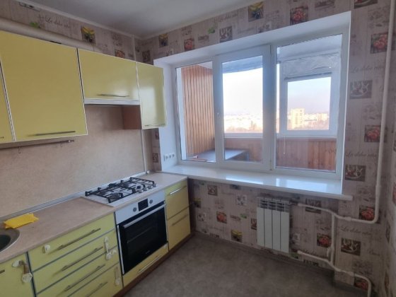 Продам видову велику 1 ком. Квартиру в центрі Хортицького району Запорожье