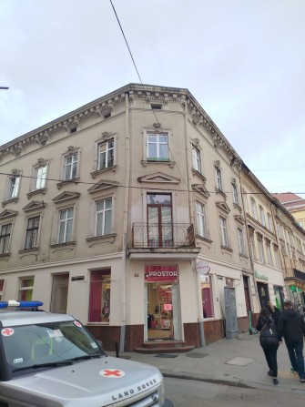 Продаж 1-кім. Пр.Свободи біля самого Оперного - фото 1