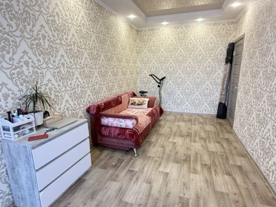 Продам гарну 2-кімнатну квартиру на вул.Декабристів_повний капітальний ремонт! Николаев