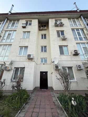 срочная продажа с АГВ на Таирова, с мебелью и техникой, программы - фото 1