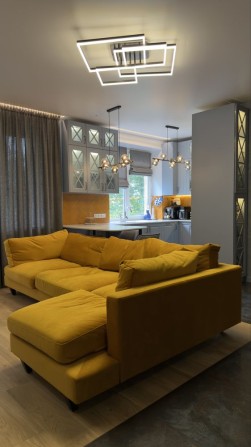 Продаж красивої 1 кім квартири з Авторським ремонтом , вул. Остроградських 20 - фото 1