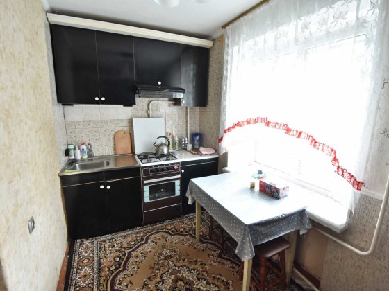 Продам 3 к. квартиру. 2 пов/9пов. Цегла. Николаев