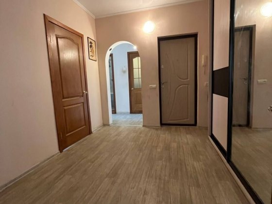 Срочная продажа! Квартира 69м.метро Холодная гора