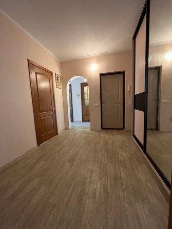 Срочная продажа! Квартира 69м.метро Холодная гора - фото 1