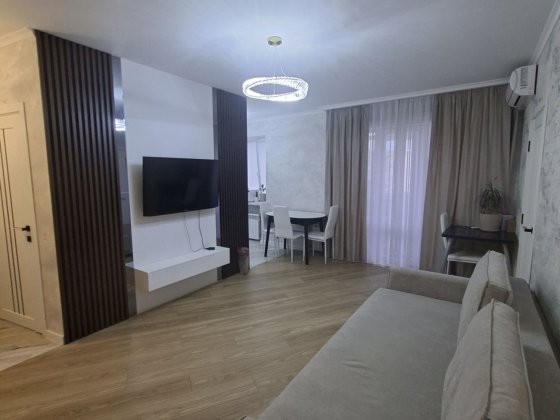 Продам 2квартиру м.Научная пр.Науки 23 Центр Харків