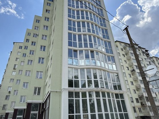 3-кімнатна квартира 100м2 у новому будинку Центр Миколаїв