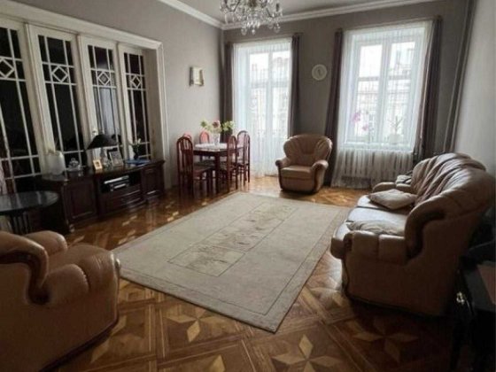Продаж 3 кімнатної квартири, проспект Шевченка, центр, Львів Львів